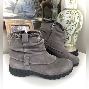 Khombu Paulette Grey Suede Faux Fur Lined Boots